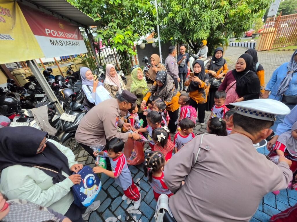 Polisi Sahabat Anak, Polsek Candi Edukasi Siswa PAUD 