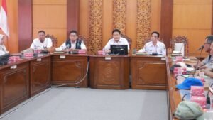Bupati Subandi Gaspol Tangani Sampah, Ajak Semua Pihak “Perang” Lawan Sampah