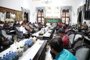 Bupati Subandi Siapkan Perbup, Alokasikan Pendidikan untuk Anak Buruh Sidoarjo