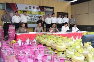 Polresta Sidoarjo Ungkap Sindikat Elpiji Oplosan di Rumah Kontrakan