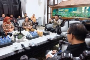 Bupati Sidoarjo Dorong Revitalisasi Pasar Tradisional dan Digitalisasi Retribusi