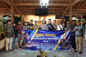 Komitmen Jaga Kondusifitas Kamtibmas, Kapolresta Sidoarjo Ngopi Bareng Mahasiswa