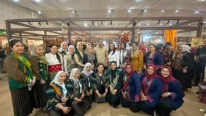 Almira ADS Membawa Wastra Nusantara di Panggung Kehormatan, Sorotan di Penutupan PERSIT BISA Vol. II