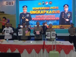 Satresnarkoba Polresta Sidoarjo Ungkap Jaringan Internasional Narkotika Cair, Dua WN Malaysia Ditangkap