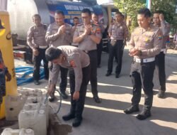 Sambut HUT Bhayangkara ke-80, Satlantas Polda Jatim dan Polresta Sidoarjo Gelar Gebyar Bakti Sosial di Banjar Asri