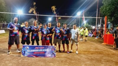 Laga Seru RT 02 vs RT 09 Meriahkan Turnamen Voli Antar RT RW 16 Jaya Regency Pepe Sedati