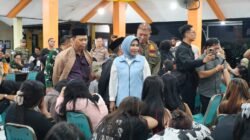 Wabup Sidoarjo Mimik Idayana Sidak PKL dan Tempat Karaoke di Kawasan Tol HK Jabon, Puluhan LC Didata dan Jalani Pemeriksaan HIV/AIDS