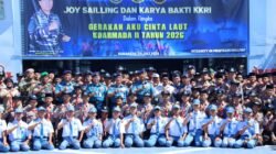 Tanamkan Cinta Laut, Kaskoarmada II Hadiri Pemberangkatan Joy Sailing dan Karya Bakti KKRI di KRI Surabaya-591