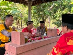 Menjaga Asal-Usul, Merawat Tradisi: Khidmat Ziarah Makam Leluhur Desa Tarokan di Bulan Suro 1448 H
