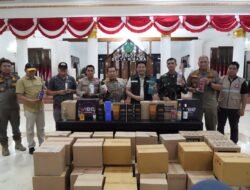 Bupati Subandi Tutup Tiga Toko Miras di KNV Sidoarjo, 624 Botol Disita
