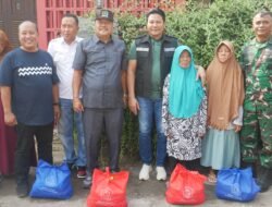 Bupati Sidoarjo Tinjau RTLH dan Serahkan Bantuan di Prambon
