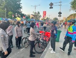 Polwan Polresta Sidoarjo Hadirkan Pengamanan Humanis di CFD, Wujudkan Rasa Aman dan Nyaman bagi Masyarakat