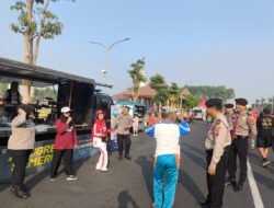 Sat Samapta Polresta Sidoarjo Hadir Amankan Aktivitas Masyarakat saat Olahraga Akhir Pekan 