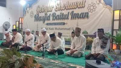 Gema Sholawat Menggema di Jaya Regency, Kades Pepe Hadiri Festival Maulid Nabi Muhammad SAW 1448 H/ tahun 2026