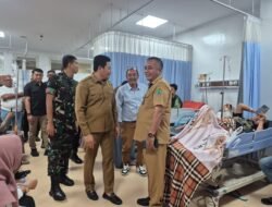 Bupati Sidoarjo Pastikan Tak Ada Yang Meninggal, Santri Korban Dugaan Keracunan Dilayani Maksimal