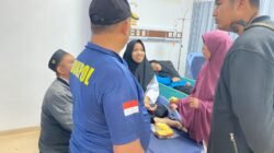 Tim Dokkes Polresta Sidoarjo Patroli Kesehatan, Pantau Kondisi Santri Ponpes di Tanggulangin