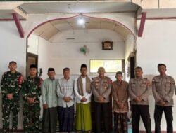 Atasi Kekeringan di Perbatasan, Pos Kout Satgas Yonarmed 13/Nanggala Gelar Sholat Istisqa Bersama Warga di Masjid Al-Ikhlas Senaning