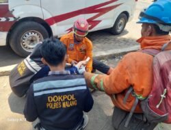 Polres Malang Libatkan Tim Dokkes, Menjaga Napas Para Penjinak Api Karhutla di Lereng Bromo