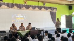 Polisi Sidoarjo Edukasi Pelajar SMA Wachid Hasyim 2 Bahaya Radikalisme