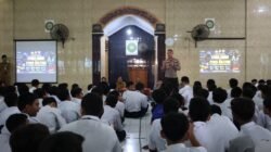 Polresta Sidoarjo Beri Edukasi Bahaya Kenakalan Remaja, Bullying dan Radikalisme ke Siswa SMPN 1 Waru