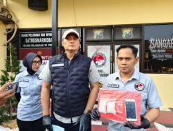 Polres Pelabuhan Tanjung Perak Amankan Tersangka Kurir bawa 100,72 gram Sabu