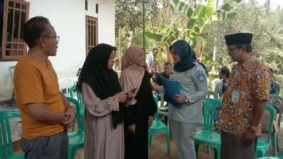 Tangisan Pecah Penuh Duka Saat Marsiti Korban Tragedi Km Virgo Transport tiba Di Rumah Korban 