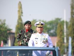 Pangkoarmada II Pimpin Upacara Peringatan HUT ke-81 TNI di Surabaya