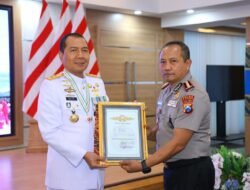 Jaga Sinergitas TNI-Polri, Koarmada II Terima Courtesy Call Dirpolairud Polda Jatim